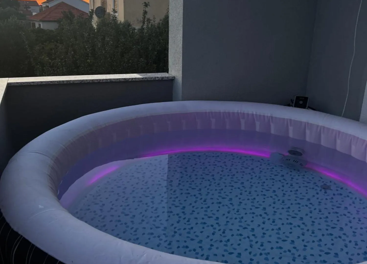 Villa Isola Nevidane 0*,
